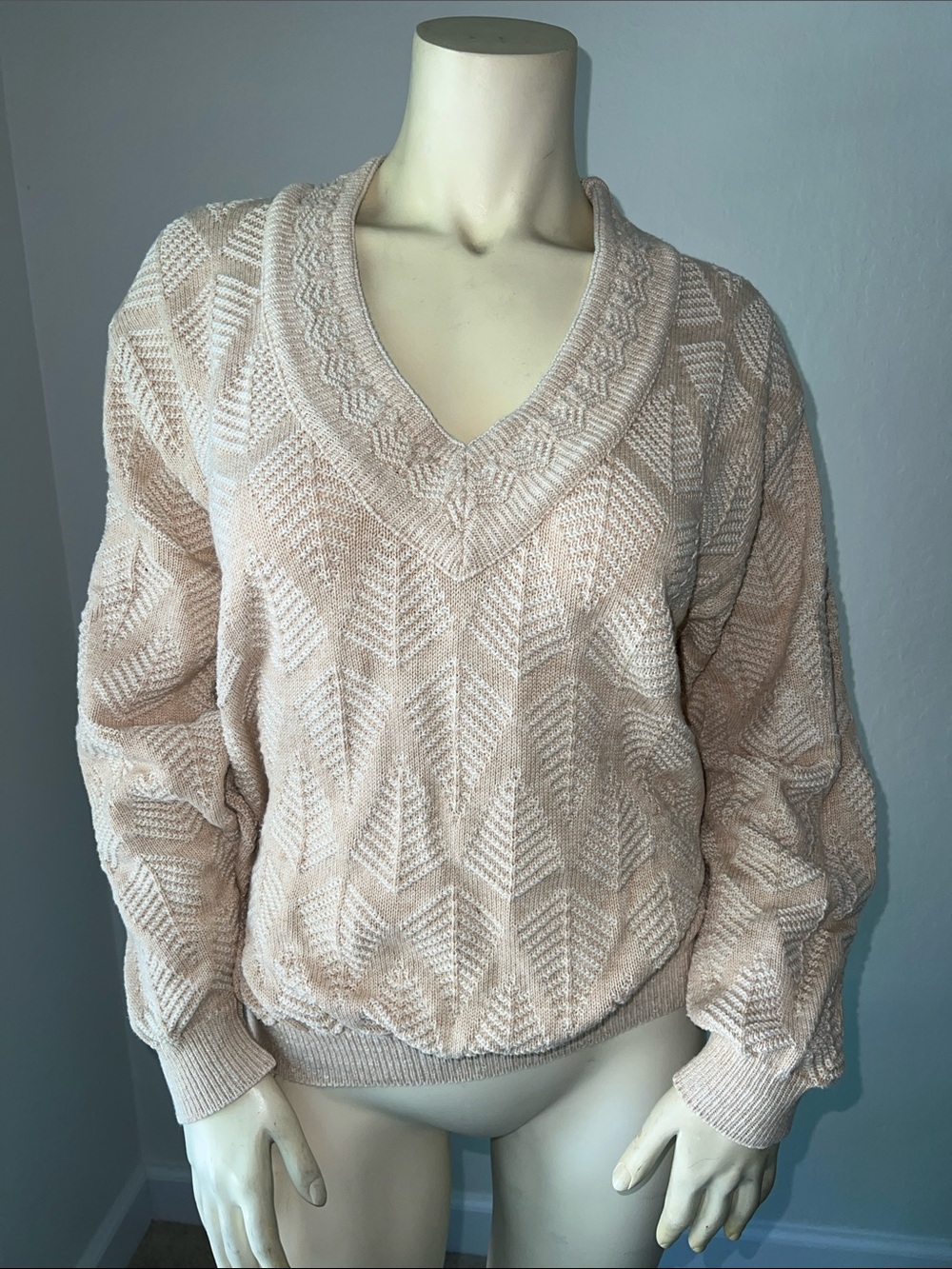 Winona Knits Sweater V Neck Cotton Coastal Grandma Vintage Cable Knit. Size L.
